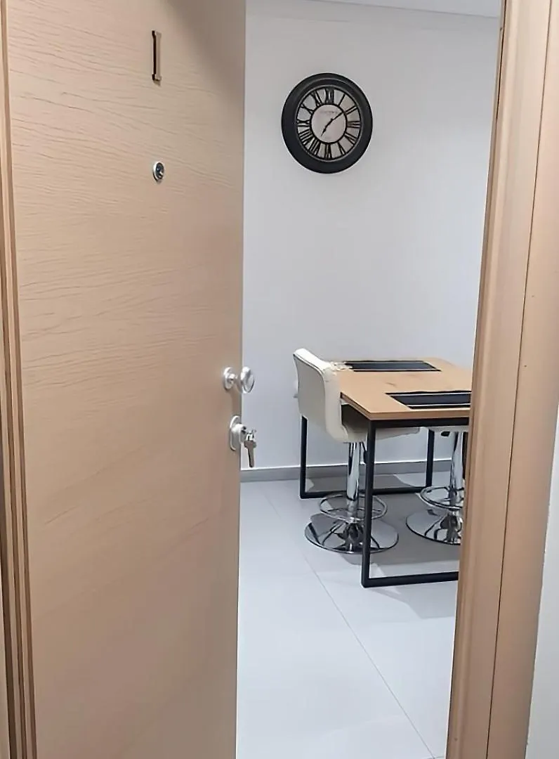 Zaira City Retreat - Tirana Apartmán