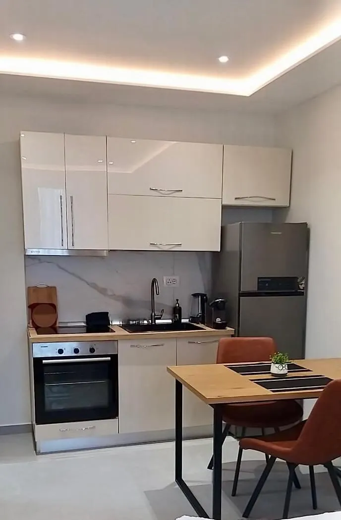 Zaira City Retreat - Tirana 0*,